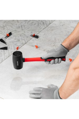 Киянка резиновая, 450 г, черная резина, фибергласовая рукоятка Matrix