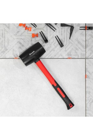 Киянка резиновая, 910 г, черная резина, фибергласовая рукоятка// Matrix