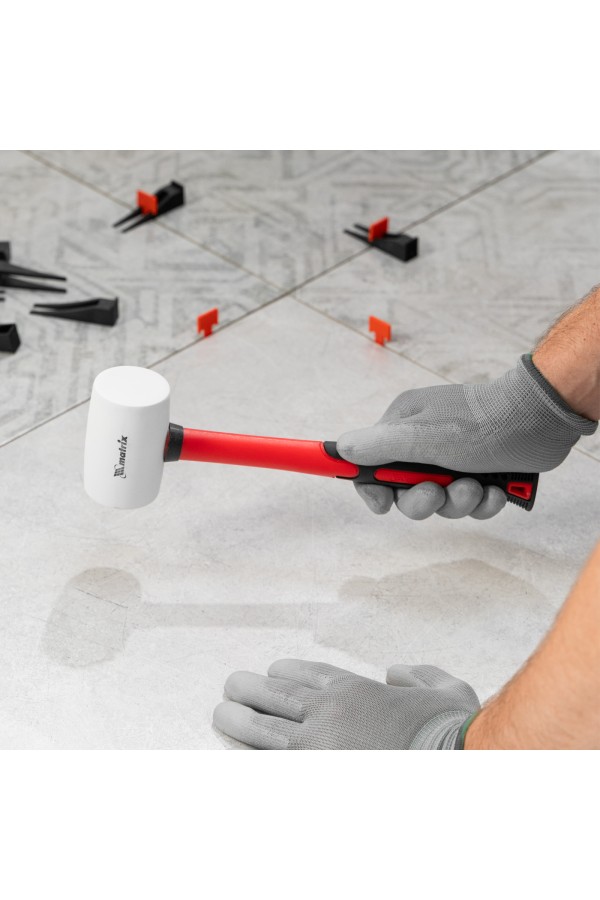 Киянка резиновая, 225 г, белая резина, фибергласовая рукоятка Matrix