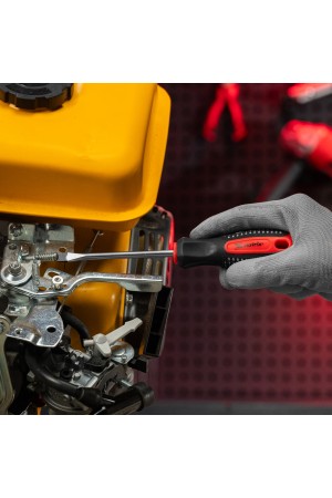 Набор отверток Fusion на подвесной полке 18 шт, CrV Matrix