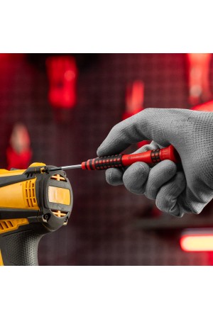 Набор отверток Fusion на подвесной полке 18 шт, CrV Matrix