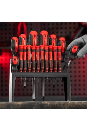 Набор отверток Fusion на подвесной полке 18 шт, CrV Matrix