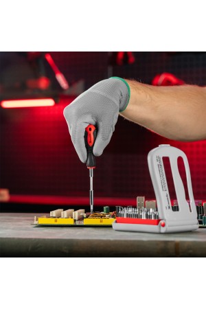 Отвертка для точных работ с насадками Fusion, 22 предмета, в пластиковом пенале Matrix