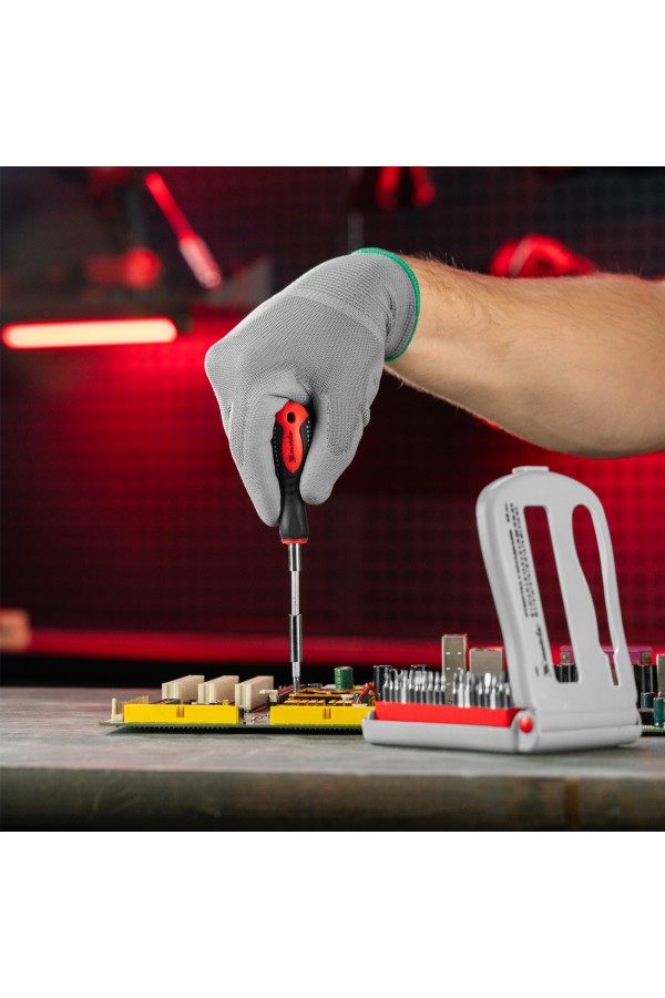 Отвертка для точных работ с насадками Fusion, 22 предмета, в пластиковом пенале Matrix