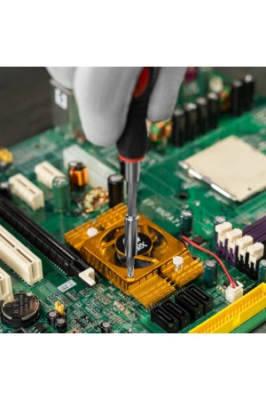 Отвертка для точных работ с насадками Fusion, 22 предмета, в пластиковом пенале Matrix