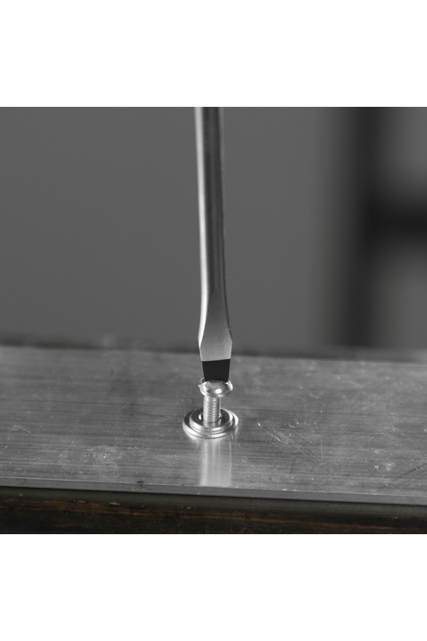 Отвертка, SL4х100 мм, S2, 3к рукоятка Denzel