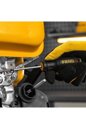 Отвертка, PZ1x75 мм, S2, 3к рукоятка Denzel