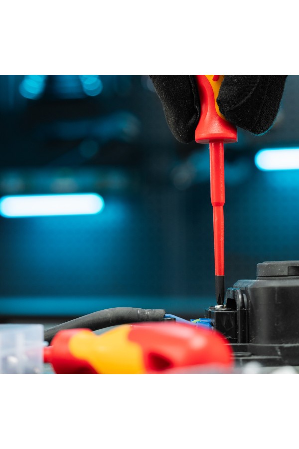 Набор отверток диэлектрических до 1000 В, 8 шт, тестер, CrMo, двухкомпонентные рукоятки Gross