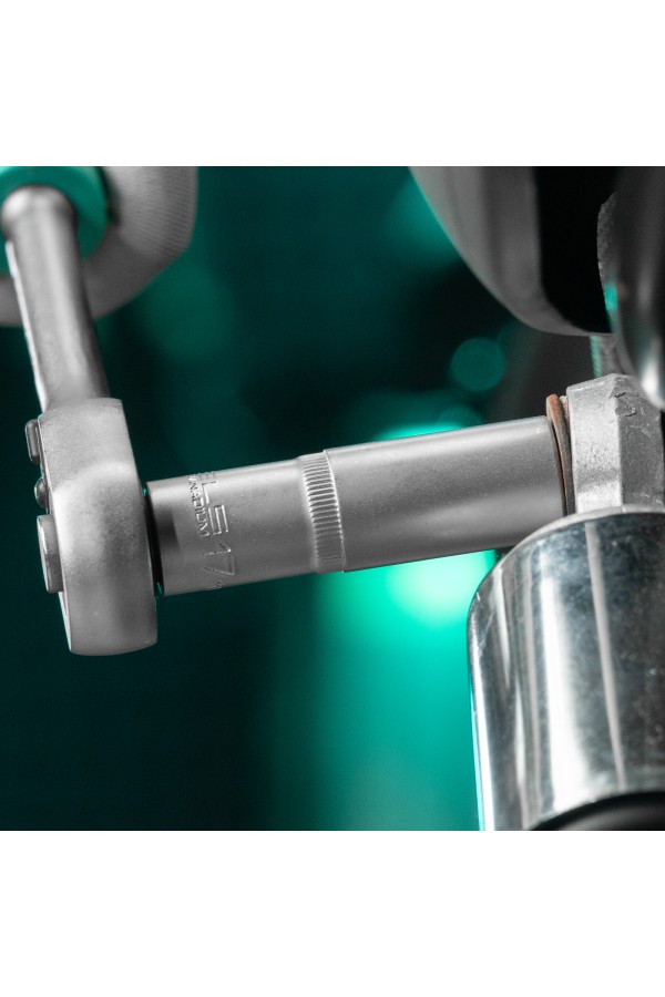 Головка торцевая удлиненная, 17 мм, шестигранная, CrV, под квадрат 1/2 Stels