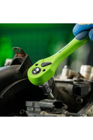 Ключ-трещотка 3/8