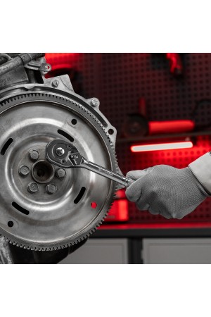 Ключ-трещотка 1/2