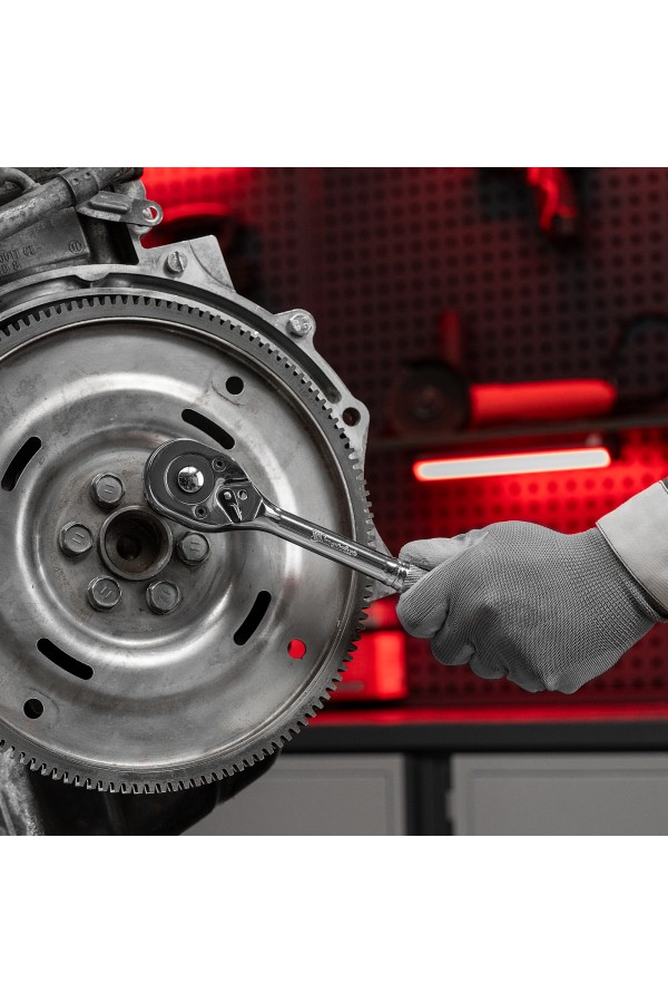 Ключ-трещотка 1/2