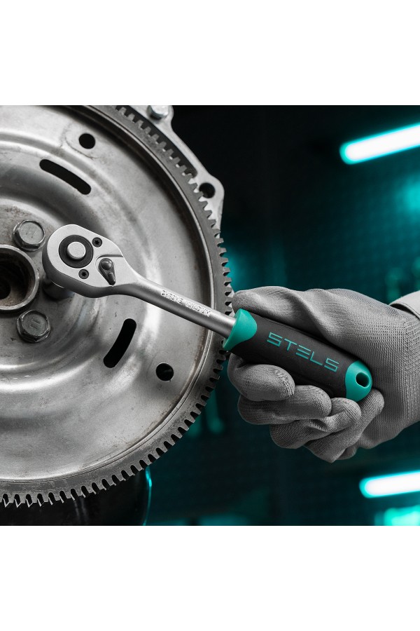 Ключ-трещотка 3/8