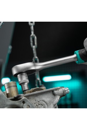 Ключ-трещотка 1/2