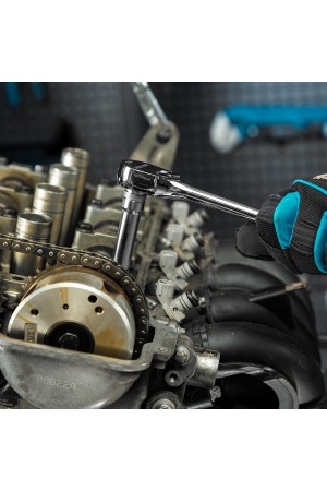 Ключ-трещотка 3/8