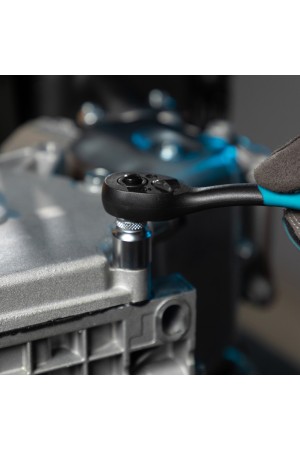 Ключ-трещотка 1/4