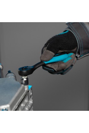 Ключ-трещотка 1/4