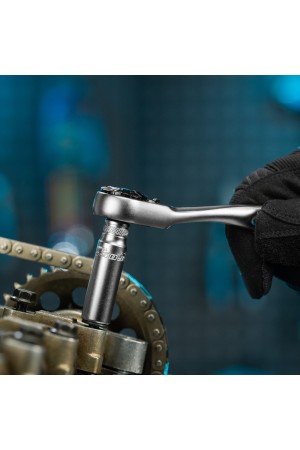 Ключ-трещотка 1/4