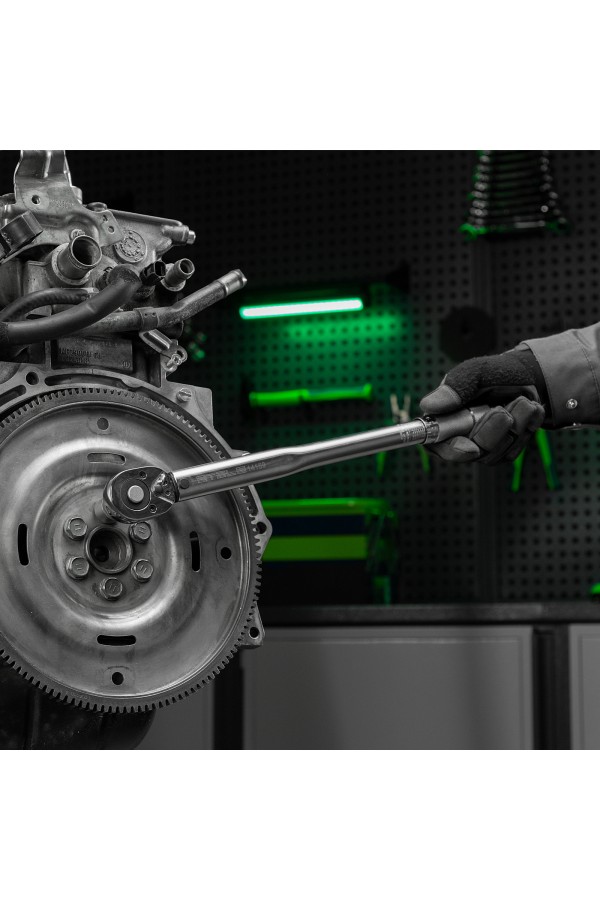 Ключ динамометрический, 28-210 Нм, 1/2, CrV, хромированный, быстрый сброс Stels