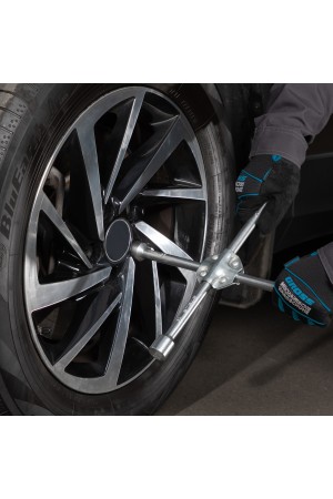 Ключ-крест баллонный, 17 х 19 х 21 х 22 мм, под квадрат 1/2, усиленный, с переходником на 1/2 Stels