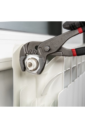Клещи, 250 мм, переставные, обливные рукоятки Matrix