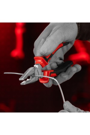 Плоскогубцы Nickel, 160 мм, никелированные, двухкомпонентные рукоятки Matrix