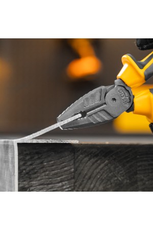 Плоскогубцы комбинированные 180 мм, трехкомпонентные рукоятки Denzel