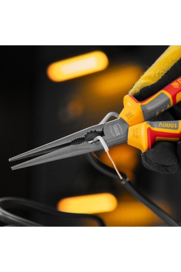 Длинногубцы прямые, диэлектрические рукоятки до 1000 В, трехкомпонентные рукоятки, 205мм Denzel