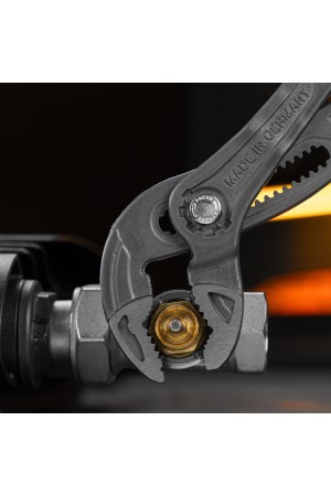 Клещи переставные, кнопочный механизм, обливные рукоятки, 300 мм Denzel