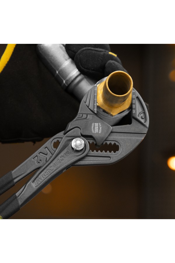 Клещи переставные, кнопочный механизм, обливные рукоятки, сантехнические, 250 мм Denzel