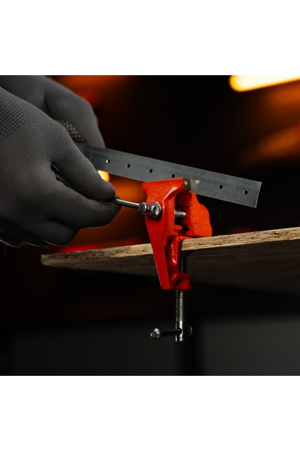 Тиски, 40 мм, крепление для стола Sparta