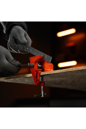 Тиски, 60 мм, крепление для стола Sparta