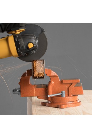 Тиски слесарные, 100 мм, поворотные, с наковальней Sparta