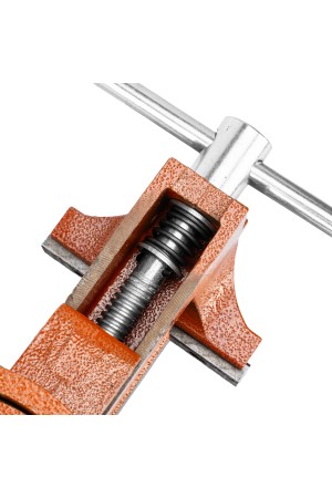 Тиски слесарные, 100 мм, поворотные, с наковальней Sparta