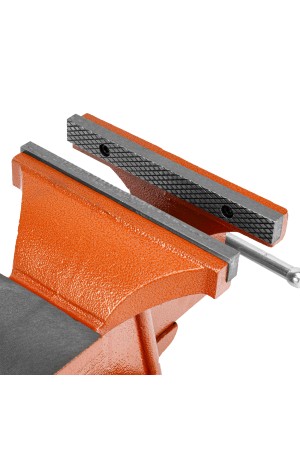 Тиски слесарные, 200 мм, поворотные, с наковальней Sparta