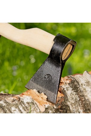 Топор кованый, в сборе, 840/1070 г, деревянное топорище, 400 мм, Б, (Ижевск) Россия