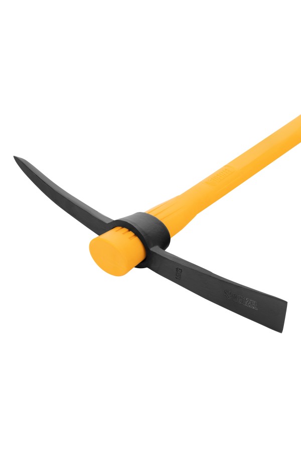 Кирка 1500 г, узкая, фиберглассовая обрезиненная рукоятка 900 мм Denzel