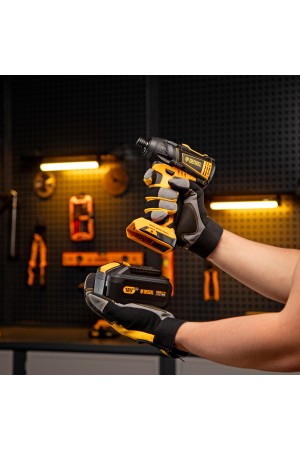 Винтоверт ударный аккумуляторный бесщет CID-IB-200 18В Li-Ion Denzel