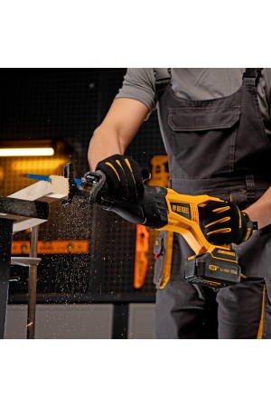 Пила сабельная аккумуляторная бесщет BRC-120,  18В Li-Ion Denzel