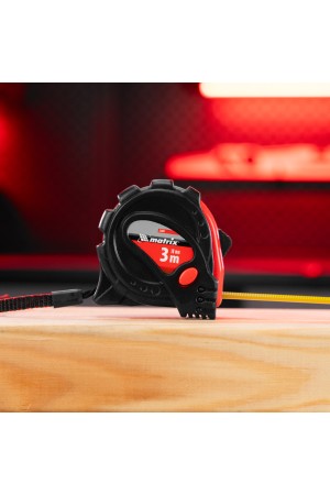 Рулетка Status Magnet 3 fixations,3 м х 16 мм,обрезиненный корпус,зацеп с магнитом Matrix