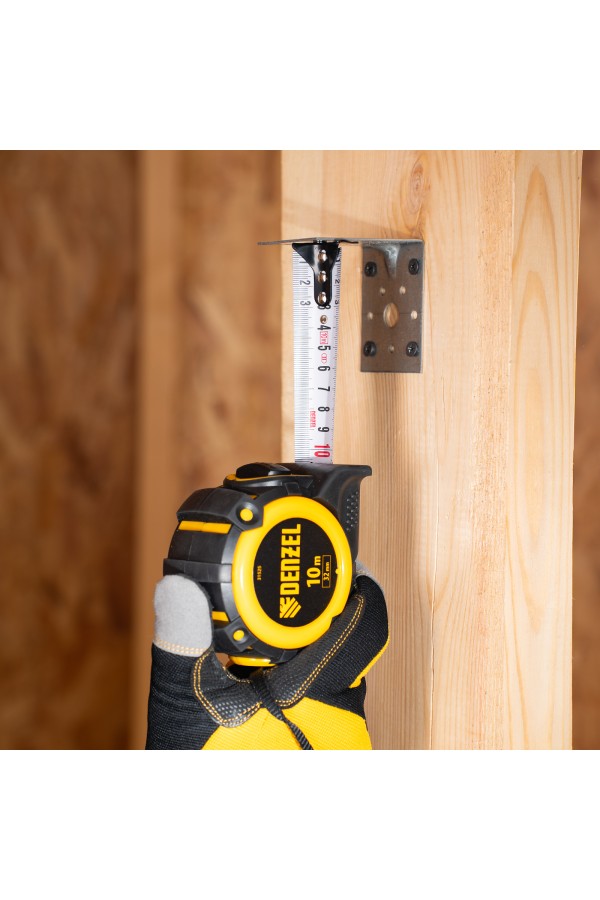 Рулетка 10м х 32мм, автоматич. фиксац., нейлон. покрытие, магнит. зацеп, двухстор. разметка Denzel