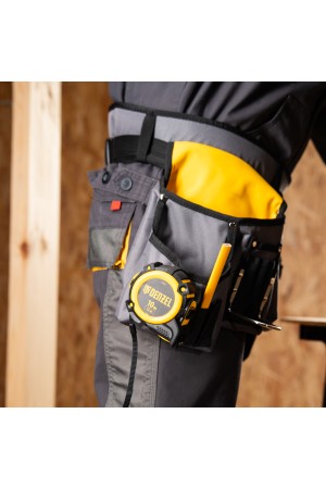 Рулетка 10м х 32мм, автоматич. фиксац., нейлон. покрытие, магнит. зацеп, двухстор. разметка// Denzel