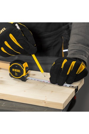 Рулетка 3м х 16мм, двухкомп. корпус, магнитный обрезиненный зацеп// Denzel