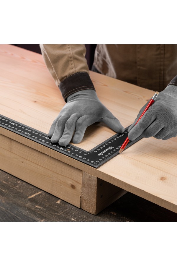 Угольник, 400 х 600 мм, цельнометаллический Matrix