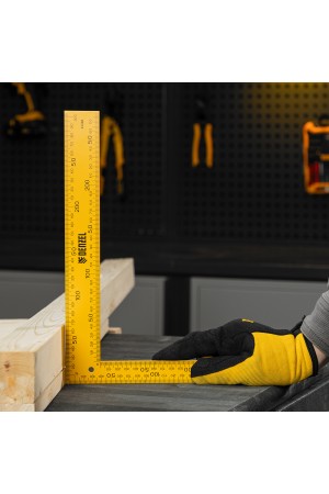 Угольник стальной, 200 х 300 мм// Denzel