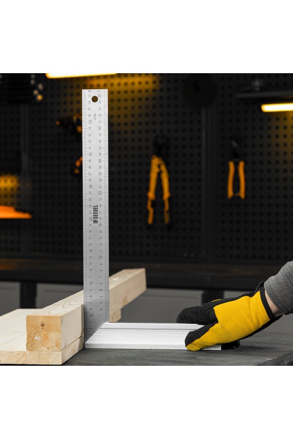 Угольник стальной 400 мм, нержавеющая сталь, градуировка, алюминиевое основание Denzel