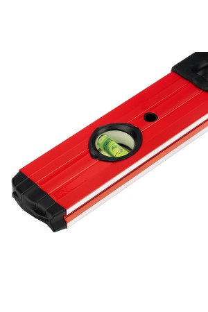 Уровень алюминиевый, 800 мм, фрезерованный, 3 глазка, две эргономичные ручки Matrix