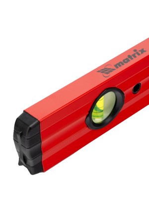 Уровень алюминиевый, 1000 мм, фрезерованный, 3 глазка, две эргономичные ручки Matrix