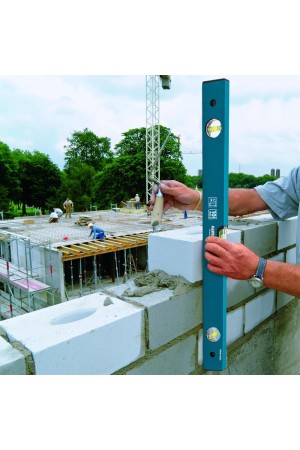 Уровень алюминиевый усиленный, 600 мм, 3 глазка Gross