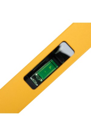 Уровень алюминиевый, магнит, фрезерованный, 3 глазка (1 зеркал.), 0,5 мм/м, 1000 мм Denzel